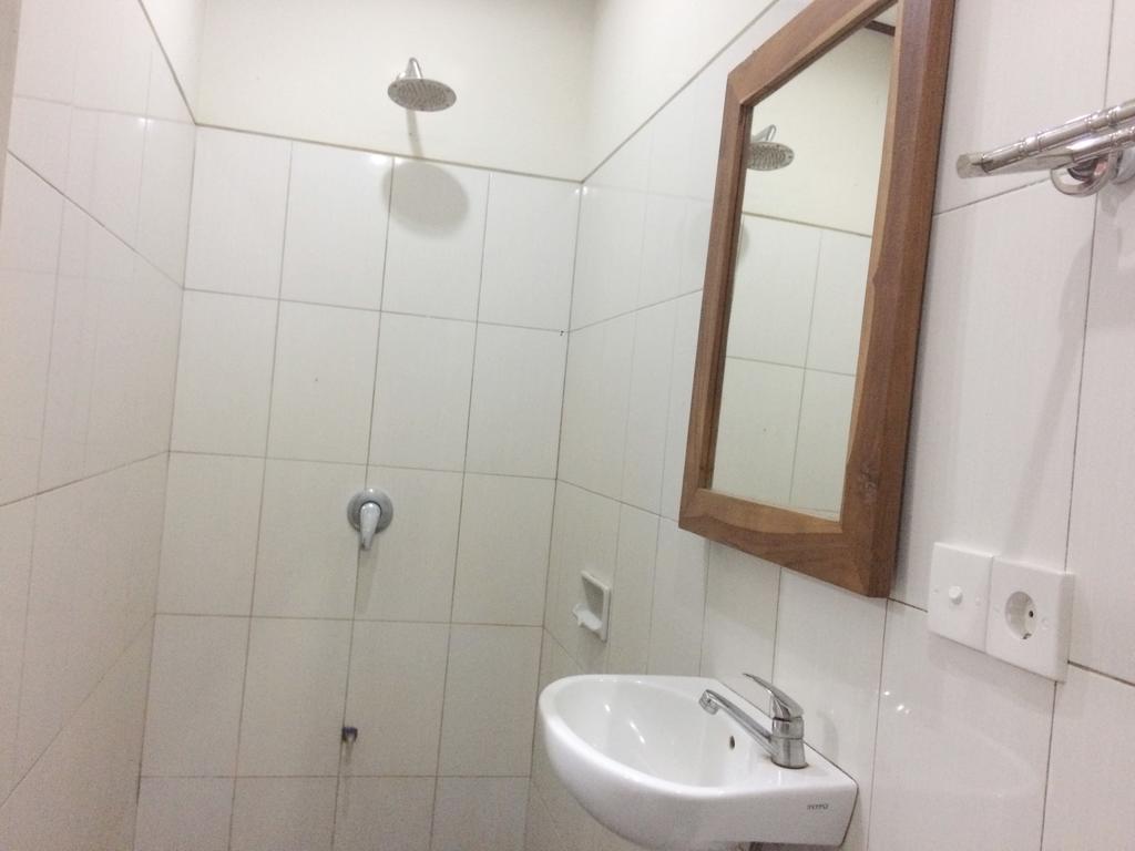 Sanur Vinandaka Homestay מראה חיצוני תמונה